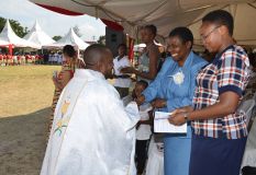 Loreto Celebrates mass during prize giving day26.jpg